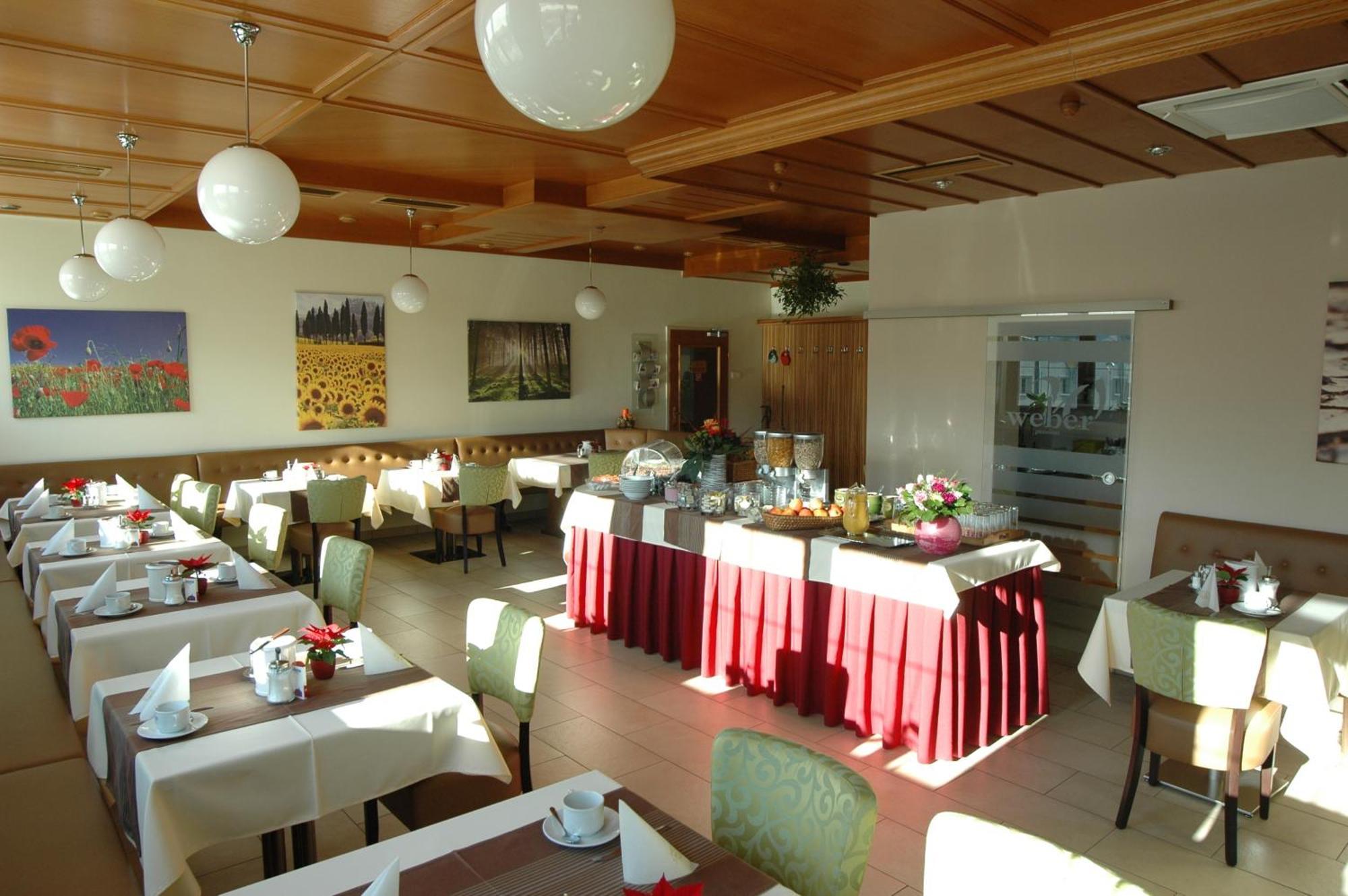 Pension Weber เวียนนา ภายนอก รูปภาพ